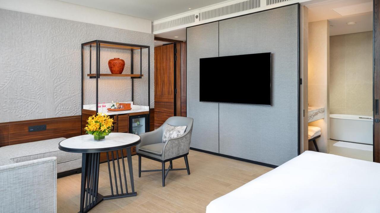 Hyatt Regency Phnom Penh Ξενοδοχείο Εξωτερικό φωτογραφία