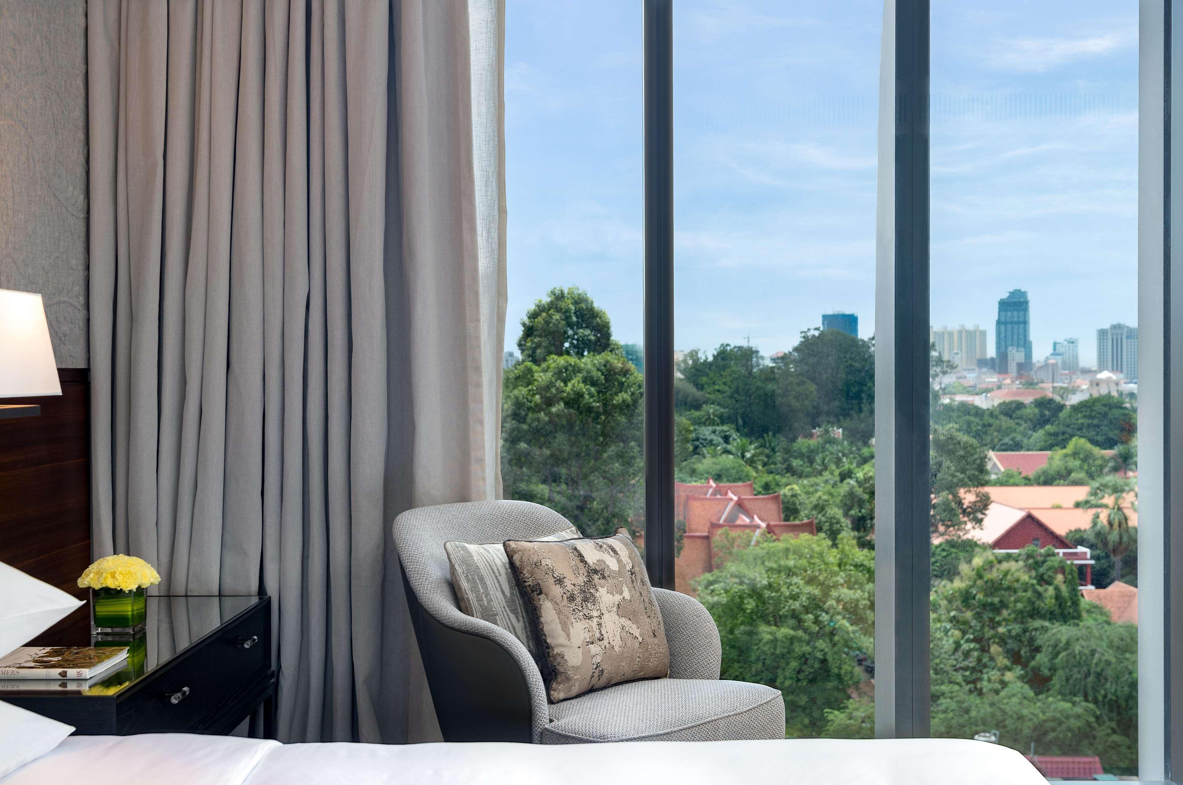 Hyatt Regency Phnom Penh Ξενοδοχείο Εξωτερικό φωτογραφία