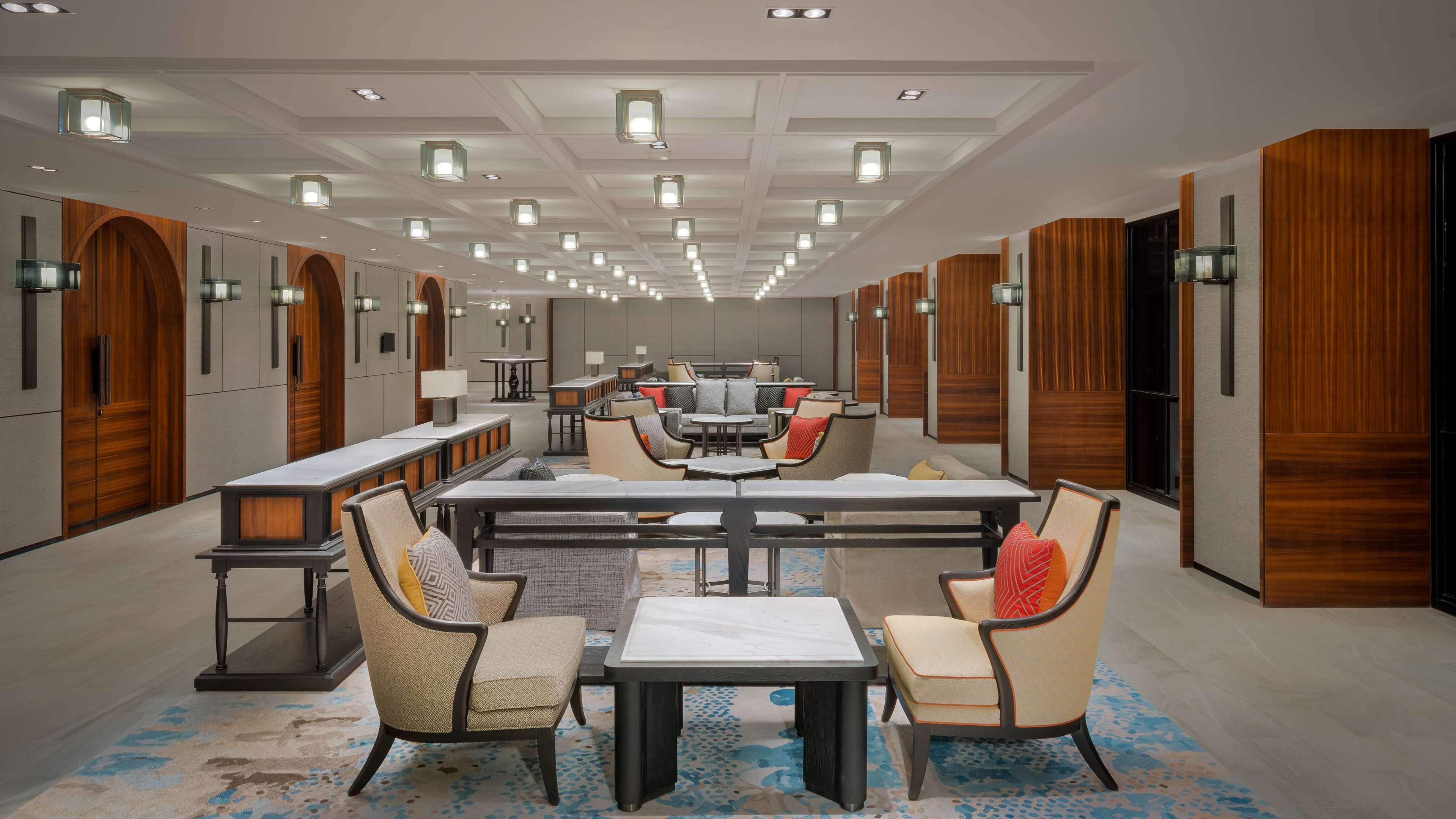 Hyatt Regency Phnom Penh Ξενοδοχείο Εξωτερικό φωτογραφία