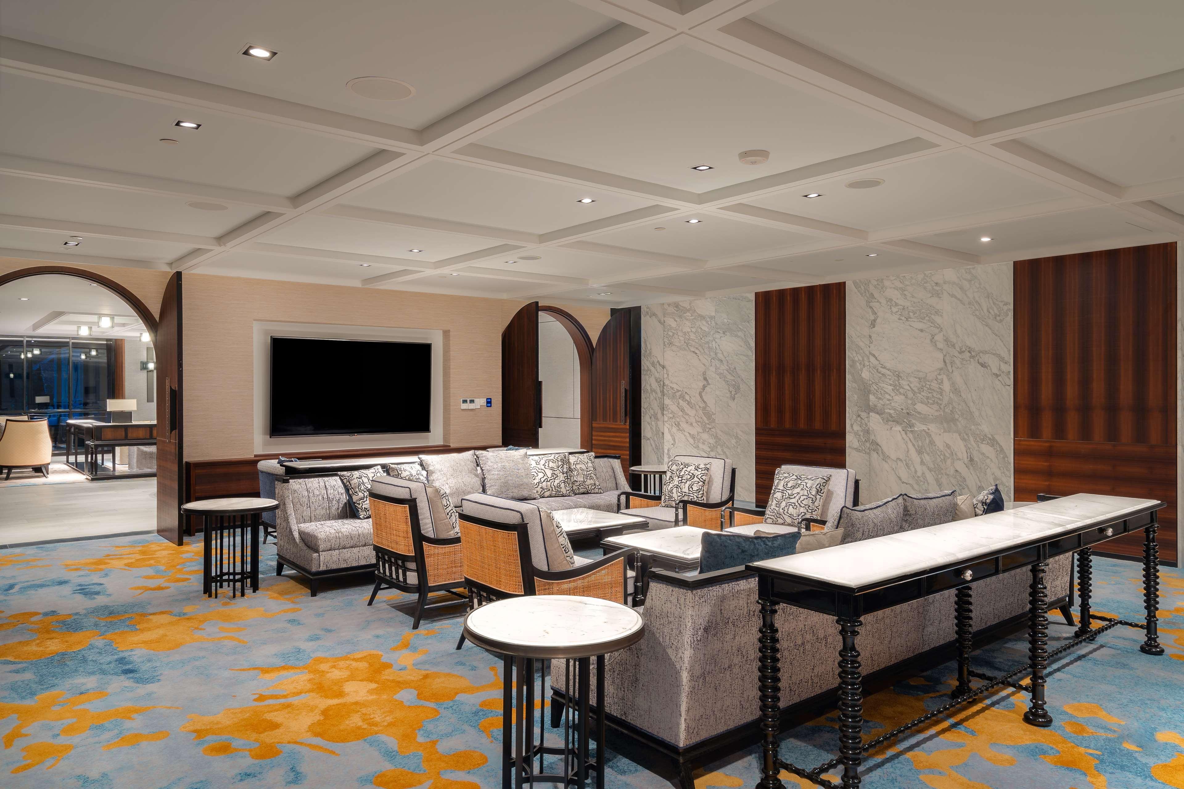 Hyatt Regency Phnom Penh Ξενοδοχείο Εξωτερικό φωτογραφία